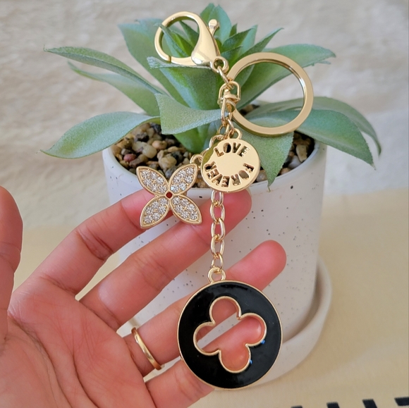 Handbags - BEAUTIFUL ❤ Keychain Keycharm Keyring for Purse Bag